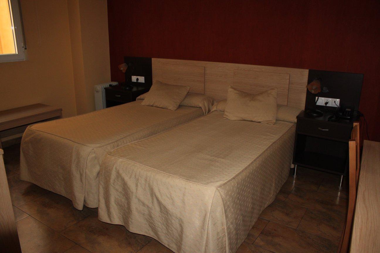Hotel Los Chiles Villanueva Del Arzobispo Dış mekan fotoğraf