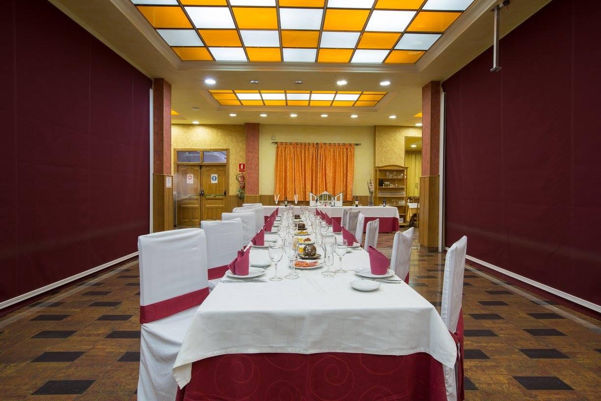 Hotel Los Chiles Villanueva Del Arzobispo Dış mekan fotoğraf