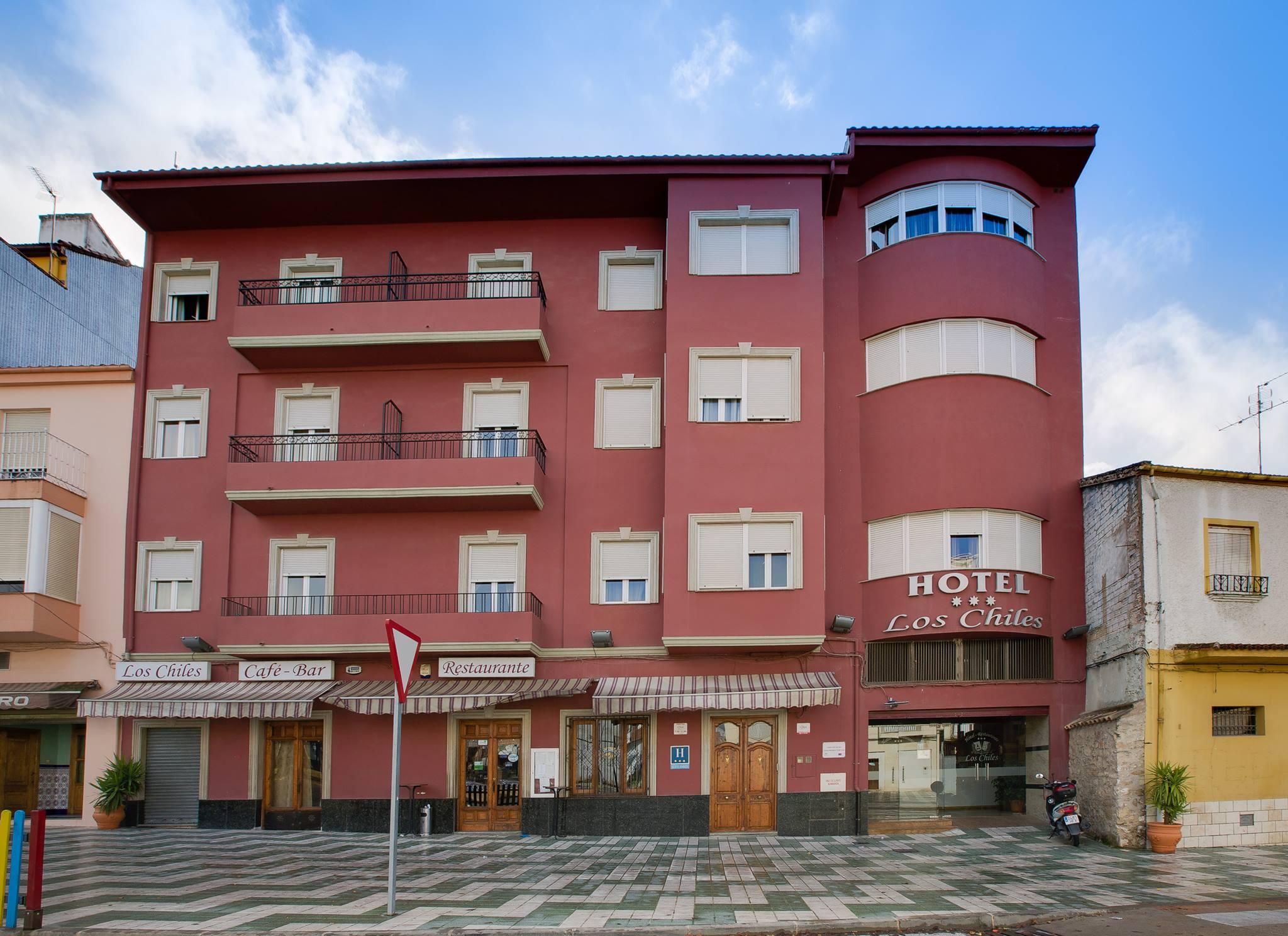 Hotel Los Chiles Villanueva Del Arzobispo Dış mekan fotoğraf