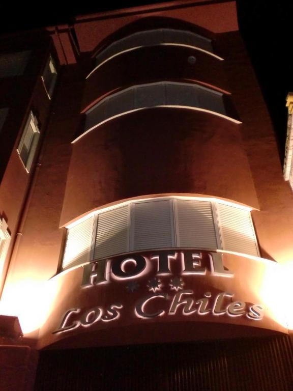 Hotel Los Chiles Villanueva Del Arzobispo Dış mekan fotoğraf