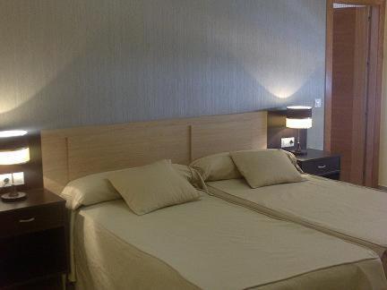 Hotel Los Chiles Villanueva Del Arzobispo Oda fotoğraf