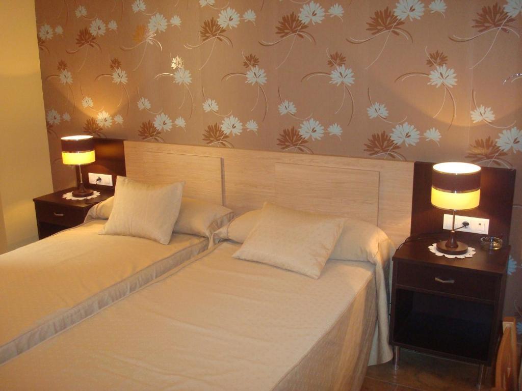 Hotel Los Chiles Villanueva Del Arzobispo Oda fotoğraf